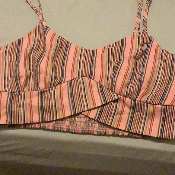 Crop top colored - Picture 1 of 2